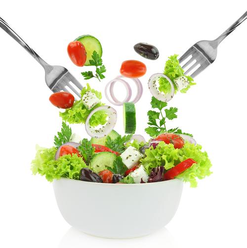 新鲜的蔬菜沙拉高清图片